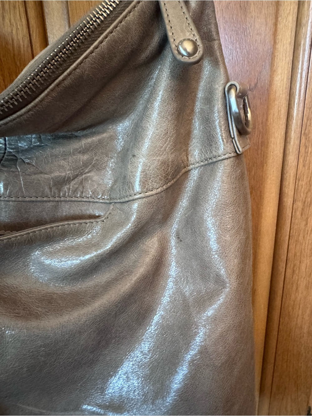 HOBO Everyday Leather Hobo Bag in Taupe - Picture 3 of 4